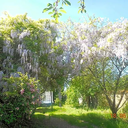 Bed & Breakfast Les De La Nied
