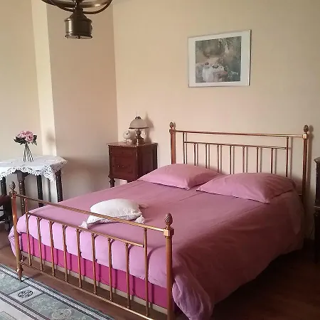 Les De La Nied Bed & Breakfast 3*