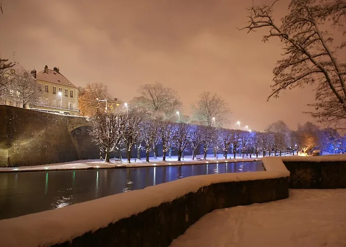 Les De La Nied Bed & Breakfast 3*